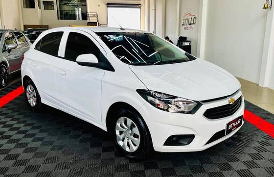 CHEVROLET ONIX 1.0 MPFI LT 8V FLEX 4P MANUAL CHEVROLET ONIX 1.0 MPFI LT 8V FLEX 4P MANUAL